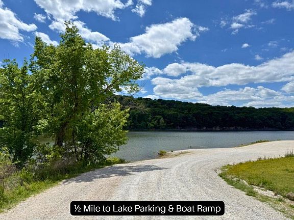 3rd image of 4955 S 40th Road
