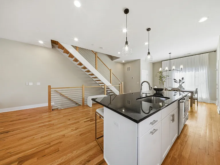 1602 Julia Maulden Pl — Photo 17