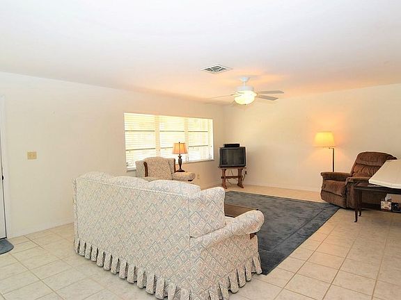 3rd image of 3447 NE Melba Dr