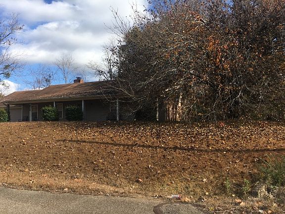 2nd image of 312 Linda Dr