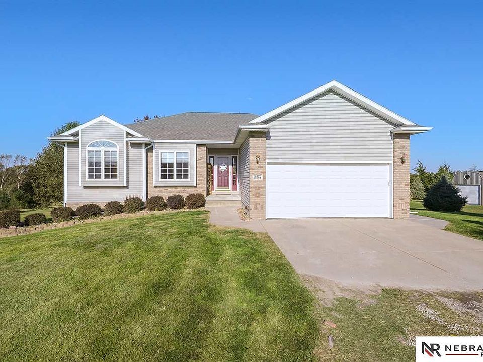 1st image of 19572 Bomar Ln