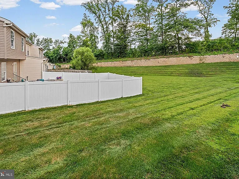 4715 Coralberry Ct — Photo 4