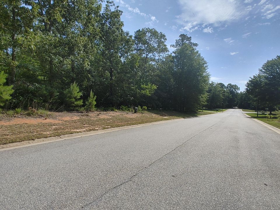 2nd image of 3005 Battey Trail
