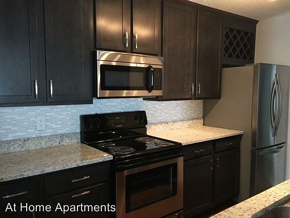 3rd image of 6135 Chasewood Pkwy APT 115