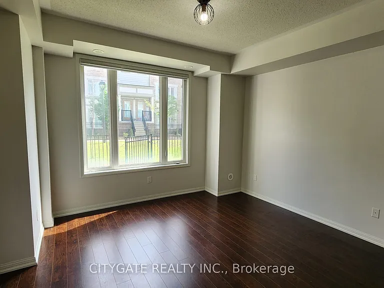 1 Beckenrose Ct #133 — Photo 4