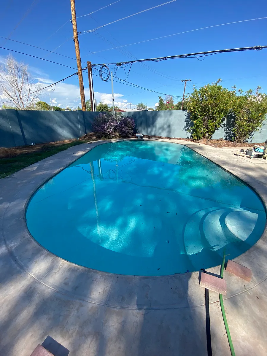 Diving pool - W Berridge Ln