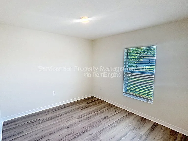 1906 Blue Stream St — Photo 20