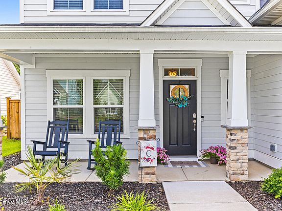 3rd image of 524 Beaumont Oaks Drive