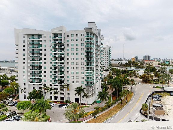 4th image of 7904 W West Dr #1003