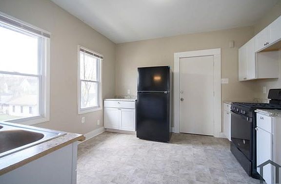 3rd image of 2501 N 50th St