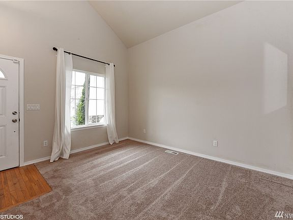 3rd image of 8505 79th Ave NE