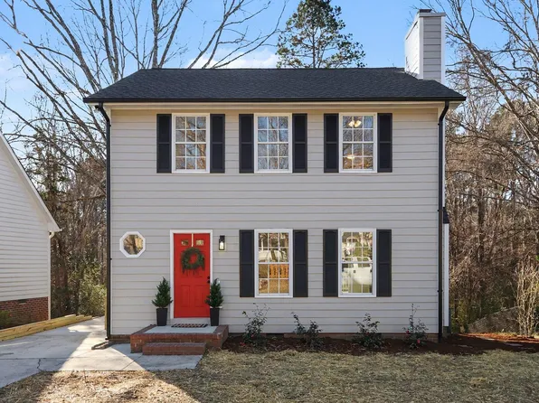 4311 White Cliff Ln, Durham, NC 27712