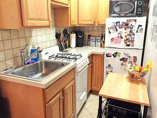 Rented by Joe Gotham LTD | media 22