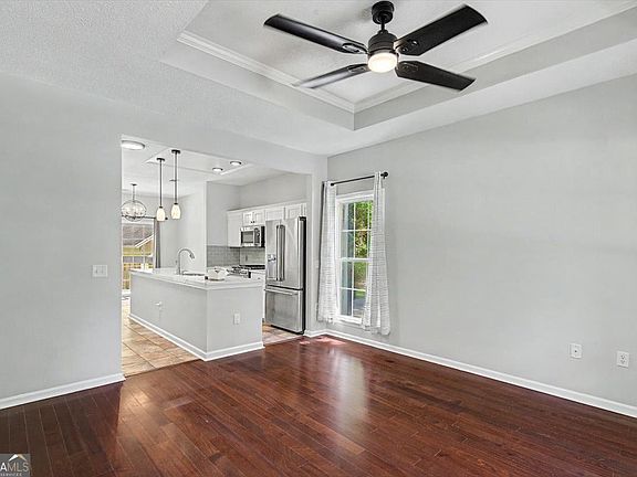 2nd image of 90 Brisbon Hall Dr