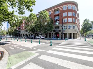 130 E San Fernando St APT 303, San Jose, CA 95112