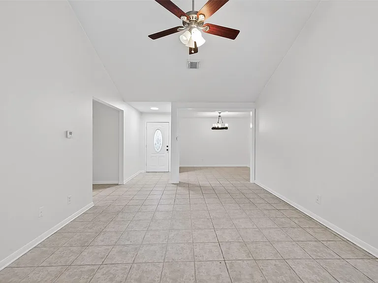 12818 Westella Dr — Photo 12