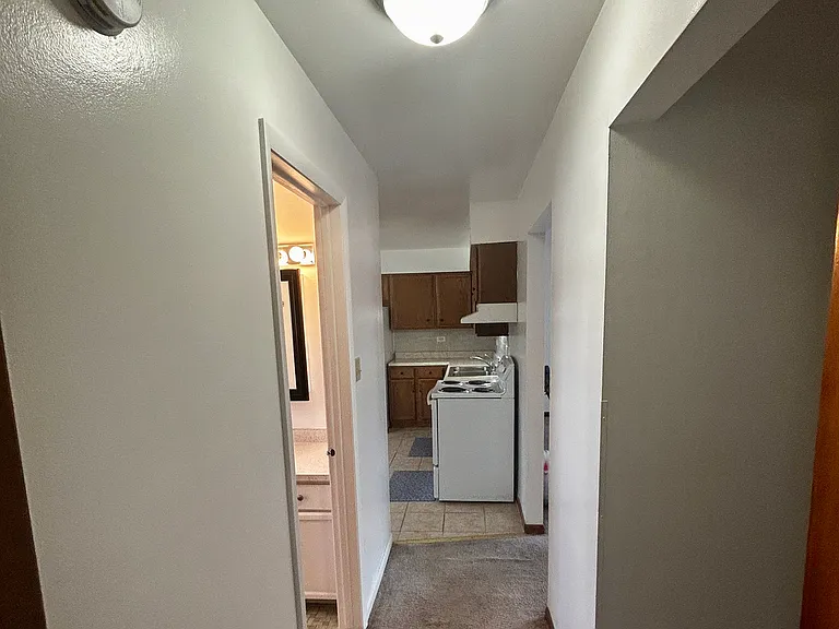 17760 Rosewood Dr #6 — Photo 10