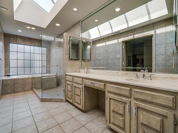 3rd image of 6519 Brook Lake Dr