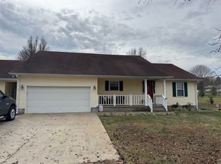 275 Stone Crest Ave, Bowling Green, KY 42101