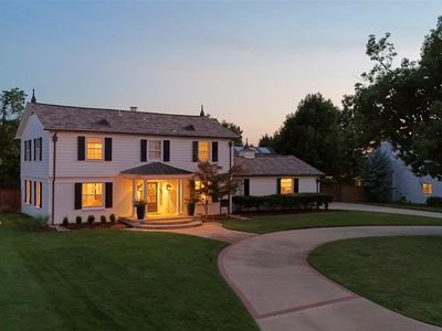 1714 Elmhurst Ave, Nichols Hills, OK, 73120
