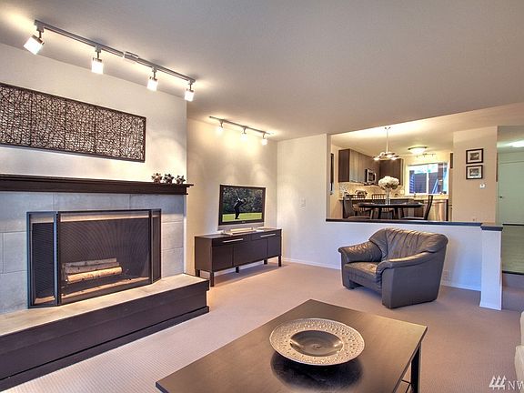 2nd image of 13605 NE 8th St APT 203