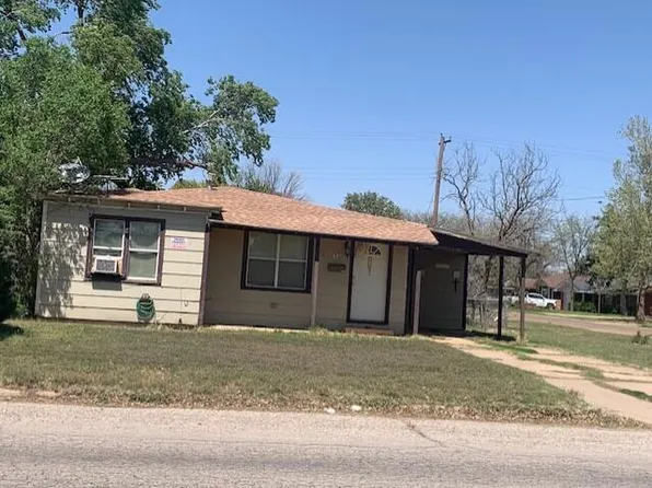 2900 W 11th St, Plainview, TX 79072