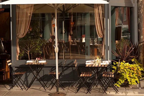 Rented by Vector New York, LLC | media 10