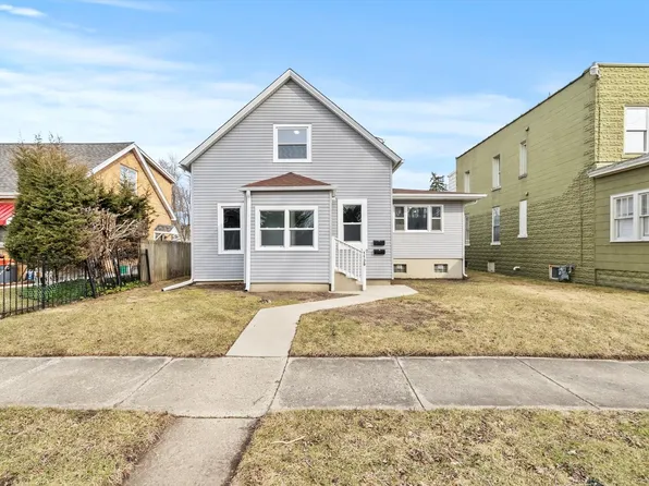 1139 Lincoln St, North Chicago, IL 60064