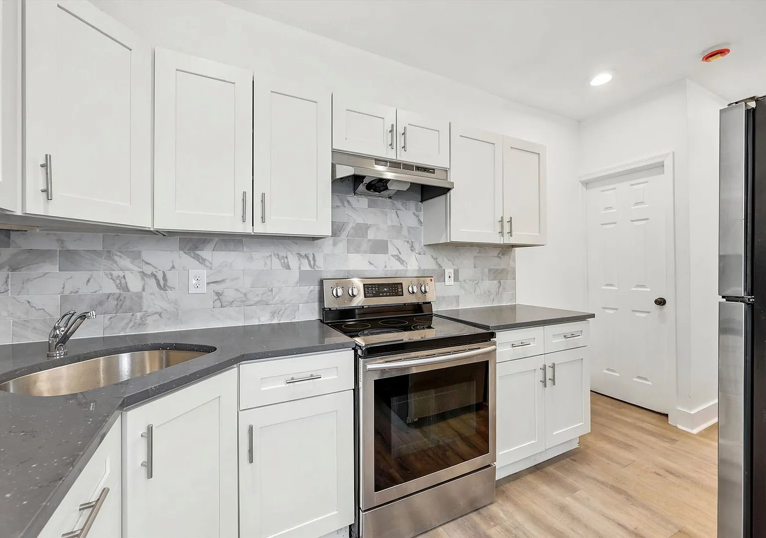 2BR/3BA House | Kensington — Photo 2