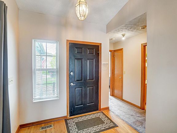 2nd image of 3483 Treeline Ln