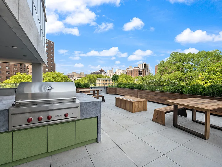 1399 Park Ave #8G — Photo 12