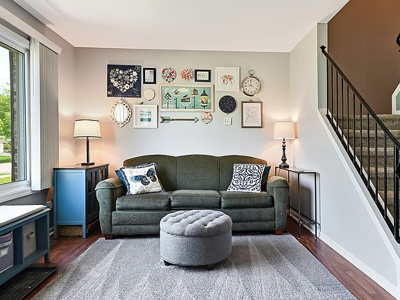 5th image of 3025 Diane Dr