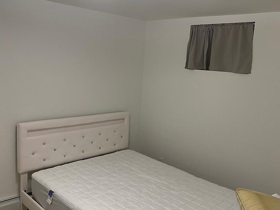 5th image of 8312 Homelawn St Floor 1