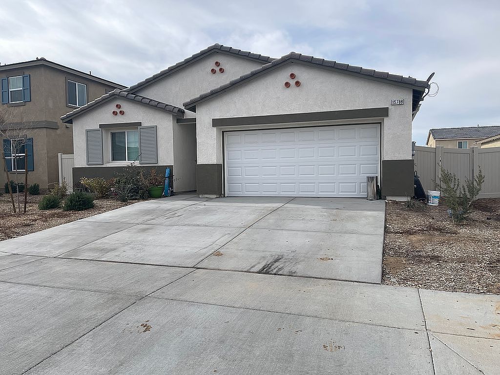 15788 Thyme Ct, Adelanto, CA 92301 Zillow