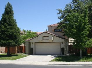 1152 Via Ravenna St, Redlands, CA 92374