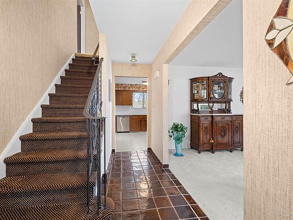 3rd image of 36 W Terrace Road