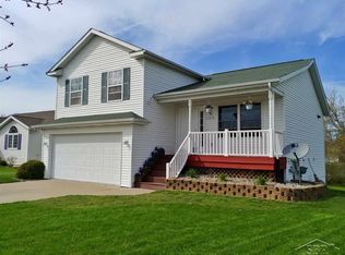 11078 Thornberry Dr, Freeland, MI 48623