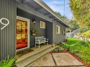 9 Arcangel Ct, Fairfax, CA