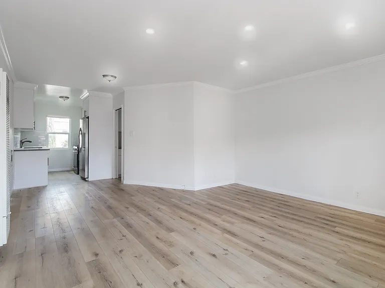 Living Room // Leading to Kitchen
