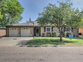 1132 Coffee Dr, Borger, TX 79007