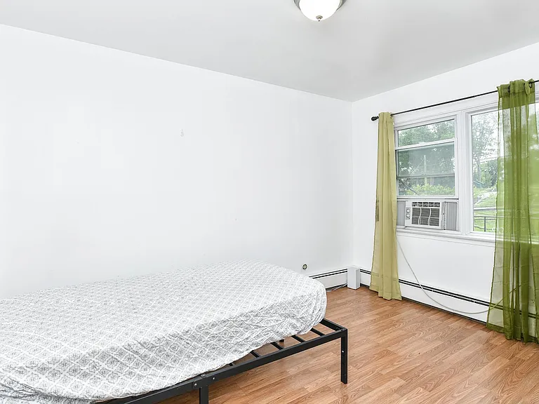 207 Manhattan Ave #2 — Photo 15