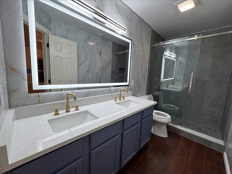 1716 E Parker Rd — Photo 10