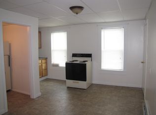72 Ash St APT 2, Gardner, MA 01440