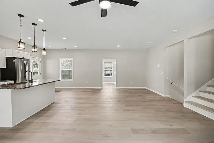 3907 Lauada Dr — Photo 4