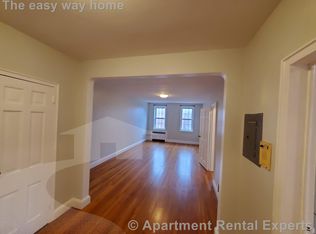 16 Ware St APT 2, Cambridge, MA 02138