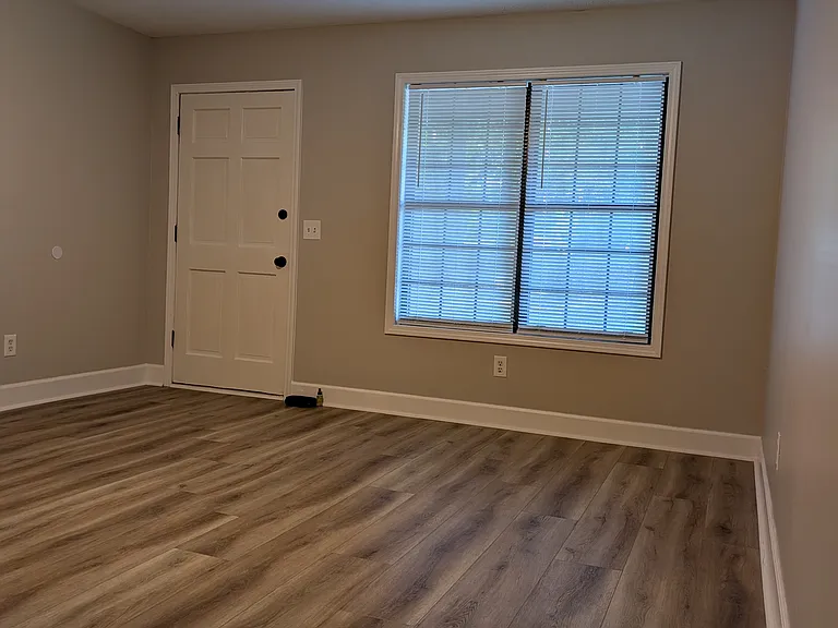 710 Bellemeade Way SW #A — Photo 10