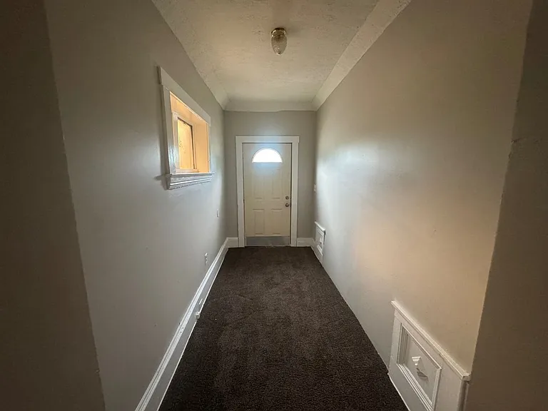 10808 St Clair Ave, Cleveland, OH 44108 — Photo 25