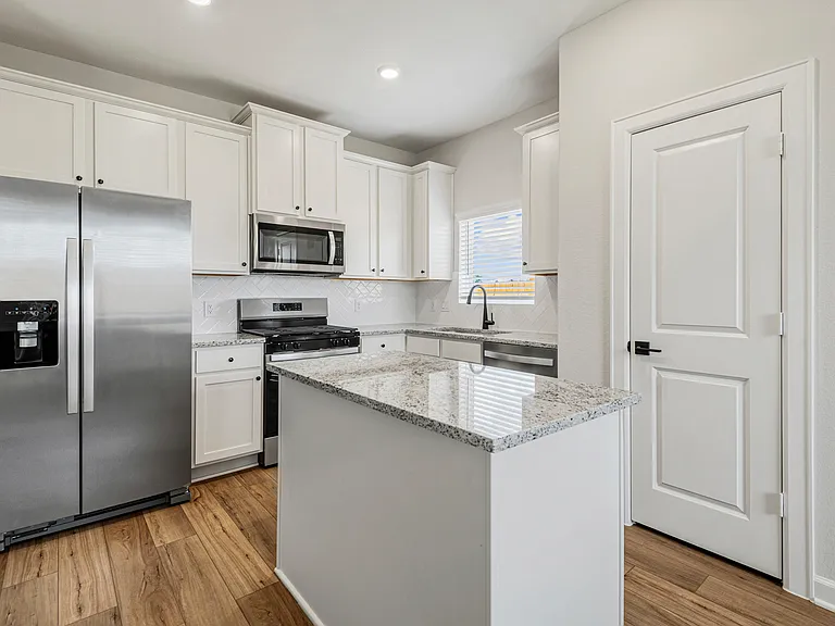 All kitchen appliances included