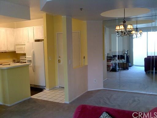 5th image of 535 Magnolia Ave Unit 421