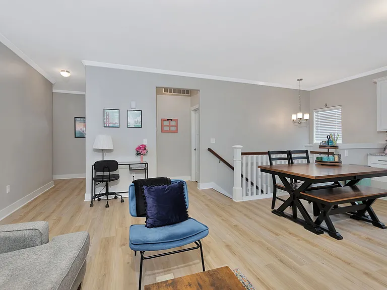 331 N 127th St E #201 — Photo 5